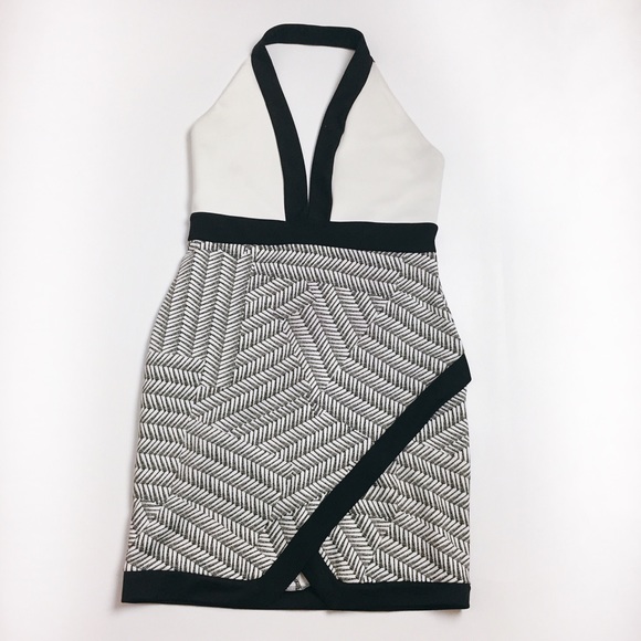 ❌SOLD E - Missguided Deep V-Neck Halter Bodycon Dress - Picture 2 of 7